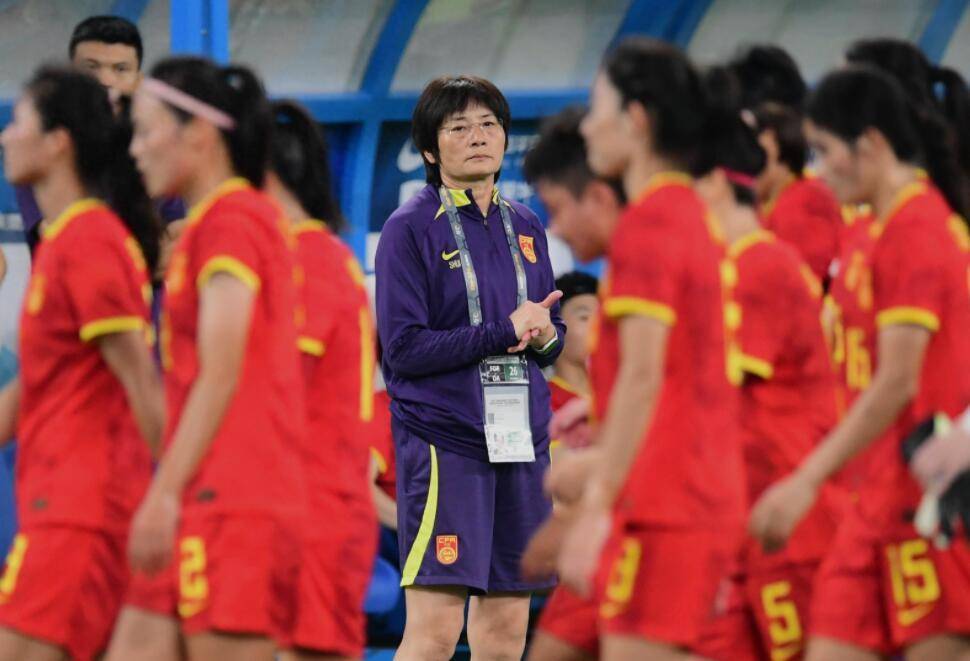 中国女足最大的悲剧，就是被朝鲜击败的时候，连招呼都不会打